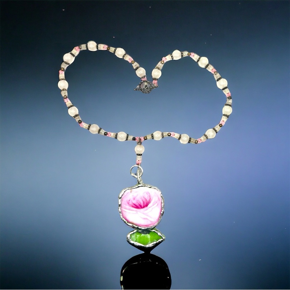 Broken China & Sea Glass Rose Pendant - Pink Quartz Vintage Necklace - Picture 3 of 12